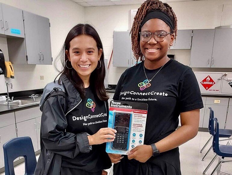 YWLAArnoldGirls's tweet photo. #YWLA students attended #AccelerateHER Physics STEM Camp taught by Design, Connect, Create to expand their understanding of #STEM and how it applies to everyday life.#gpisdstem #gpisd #ywpn #GirlsWhoCode @ywprep @grandprairieisd @gpisdstem @cteingpisd @DCC_Camps https://t.co/2JAO3uwhdV