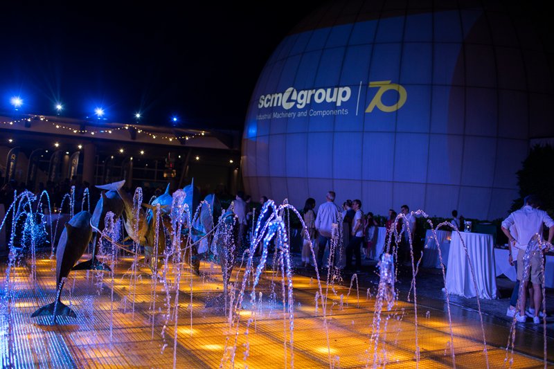 Scm Group celebrates its 70th Anniversary with its employees and their respective families.
The event was held on Saturday 11 June with more than 4000 guests including employees and their respective families from all the Italian and foreign sites.