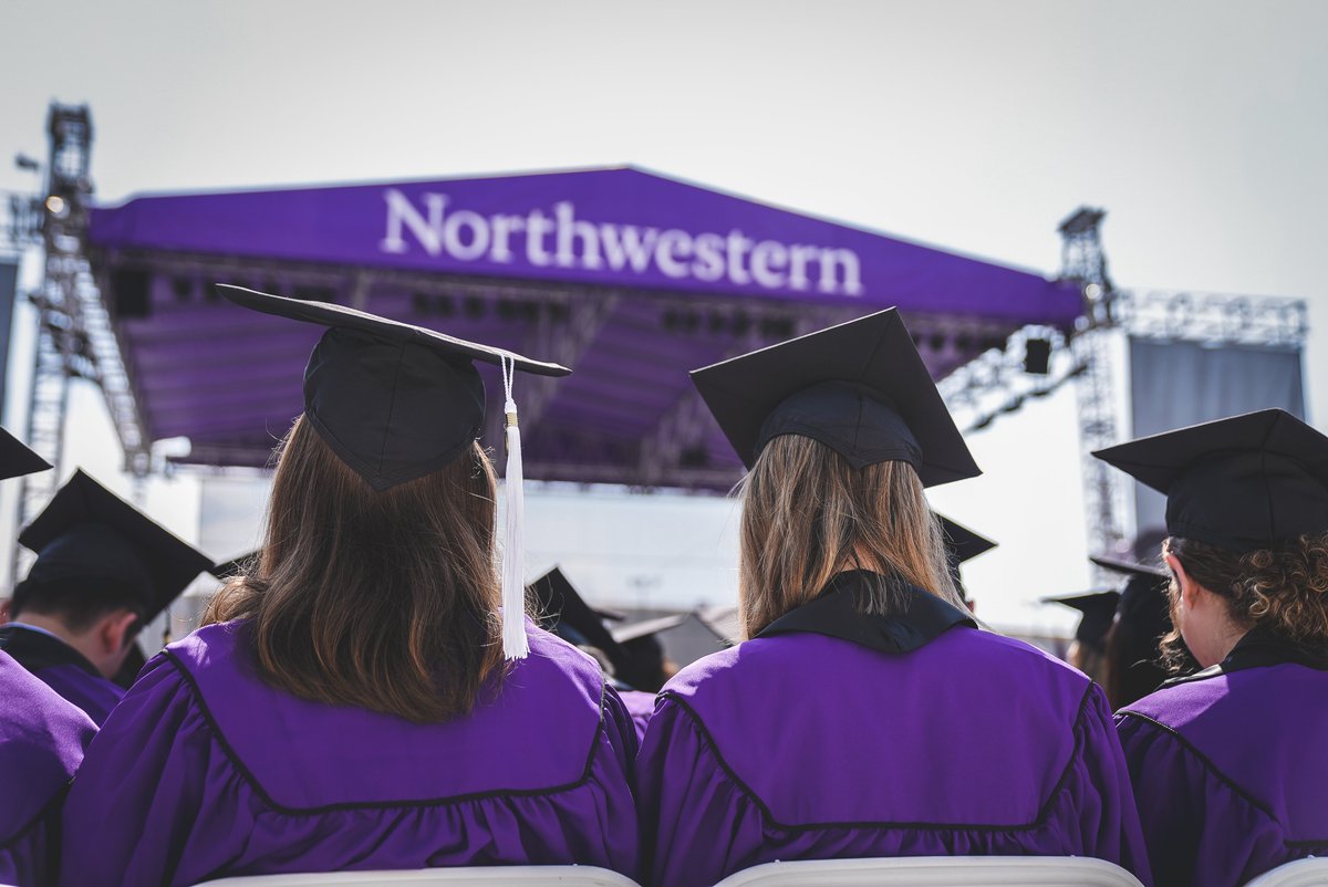 NU_Sports's tweet photo. Here's to the Class of 2022 🎓👏

Happy @NorthwesternU Commencement Day from Ryan Field! https://t.co/JbyuOgIBwp