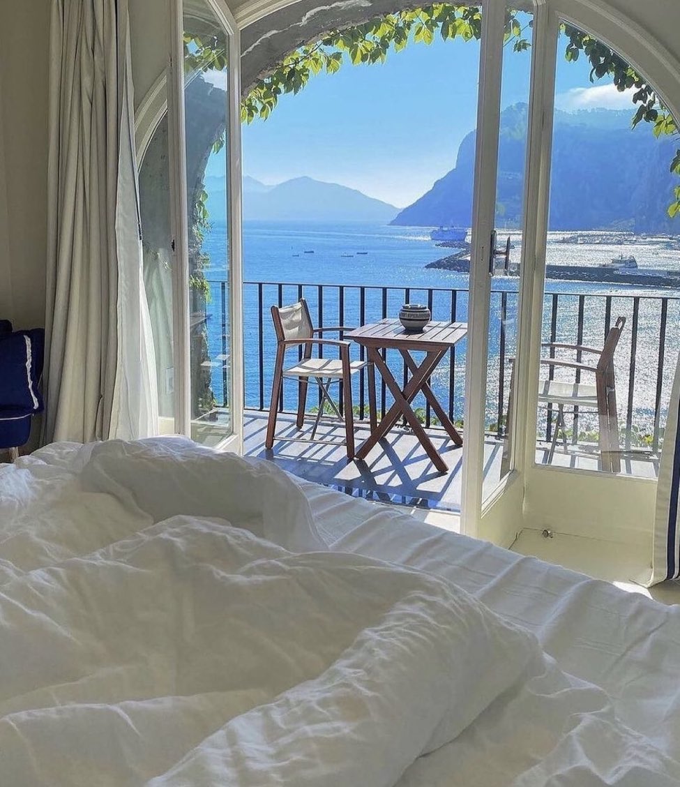 viewsoff's tweet photo. Imagine waking up here. https://t.co/nszNJldjsB
