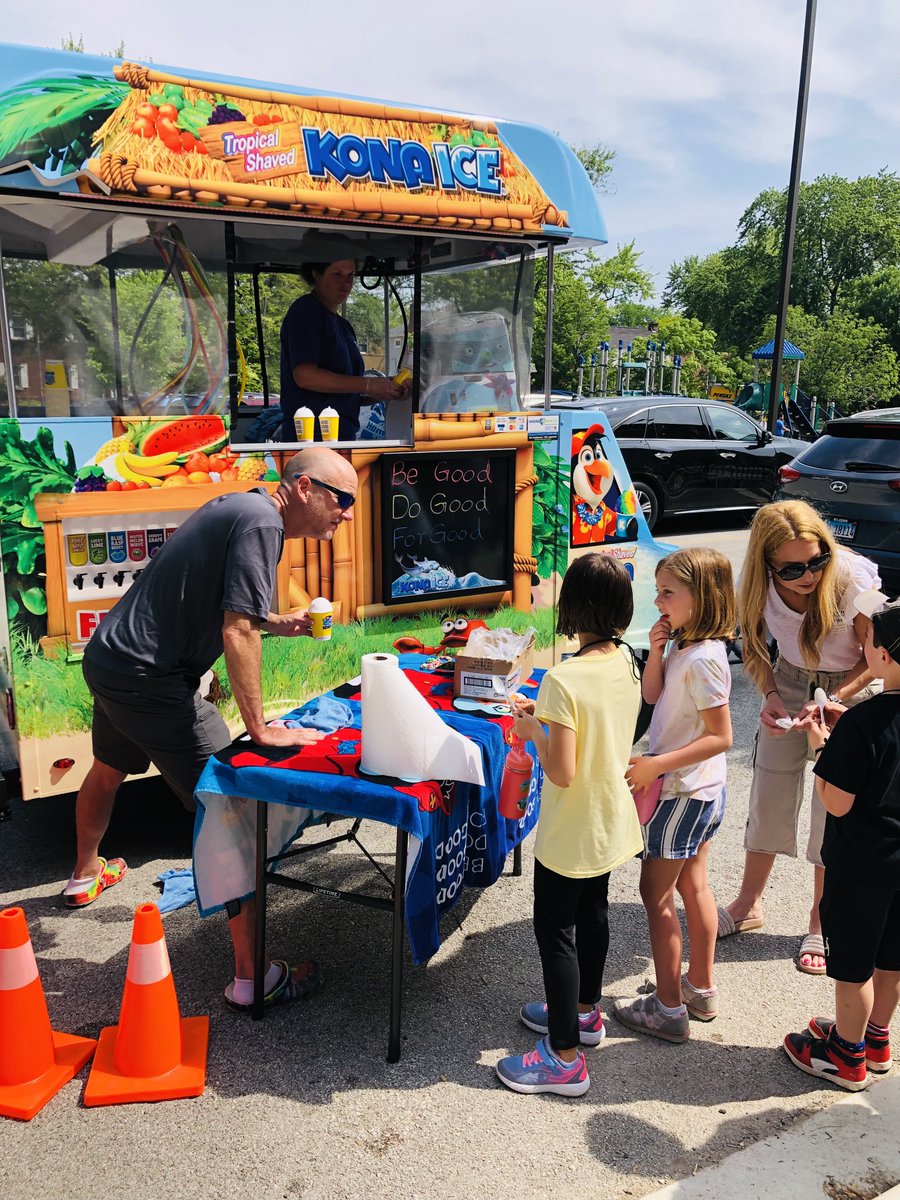 Ebinger School tweet media