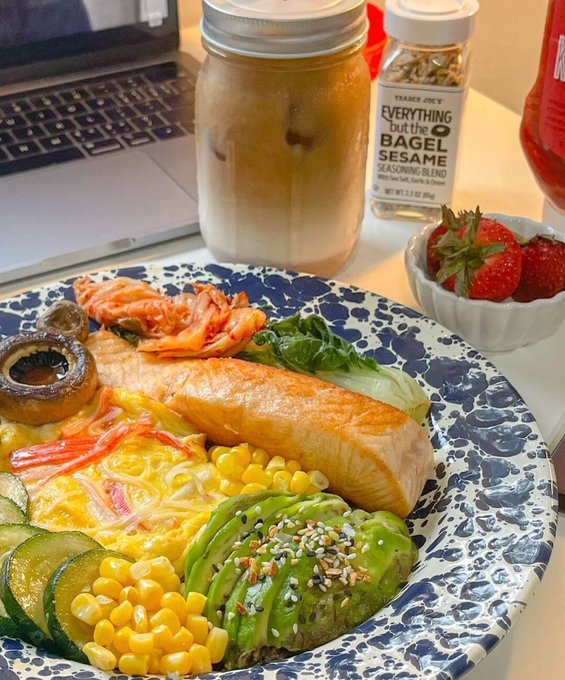 Delicious breakfast.