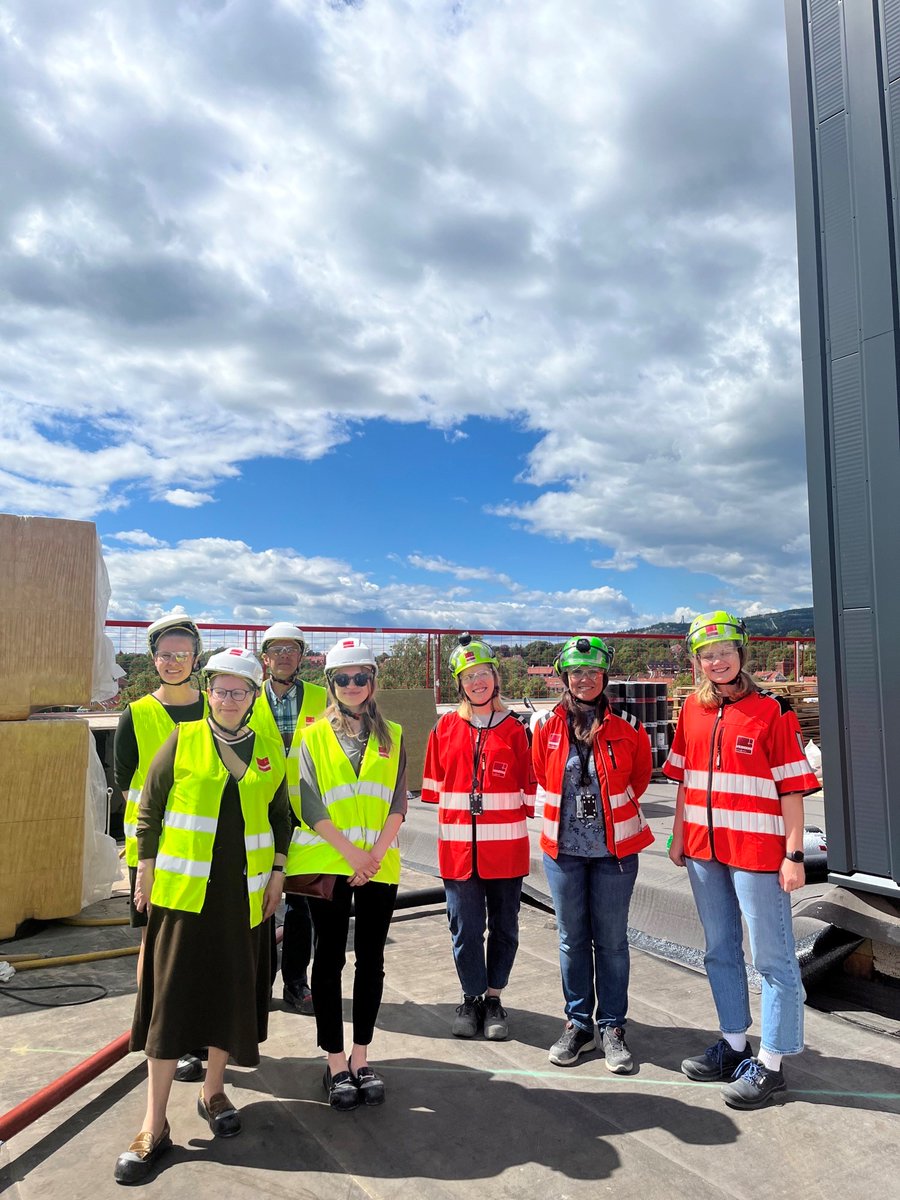 haridusmin's tweet photo. Today our delegation was pleased to share experiences with colleagues from #Norway๐ณ๐ด about educational system on topics as #climate, #sustainability, #greensolutions and #organicfood.
#klimahuset
@UniNMBU
#matvalget https://t.co/PdXTslZyAG