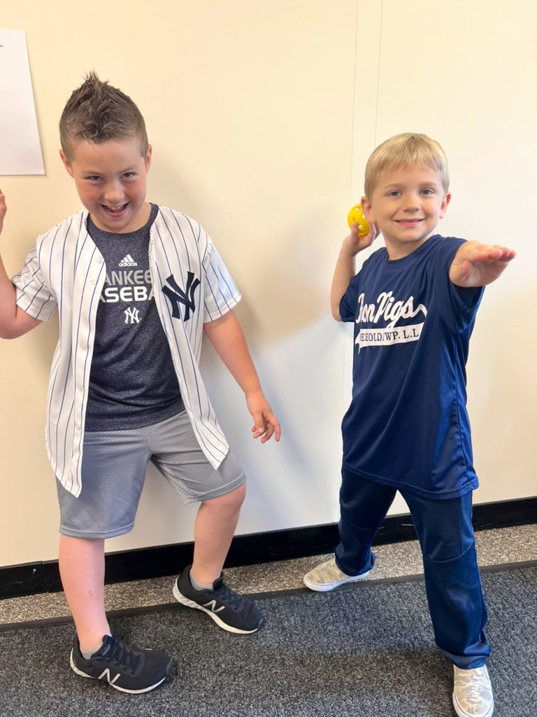 CRAS_cina's tweet photo. T is for Team Spirit Day!⚾️🏈⚽️ These first graders are wearing their favorite sports clothing for our #ABCcountdown to summer!☀️ https://t.co/TsILgfGsY8