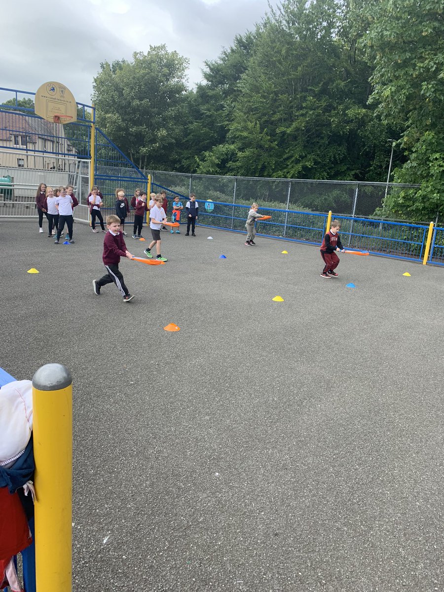 MissJThomson's tweet photo. More cricket in PE today https://t.co/eMQBfiYX38