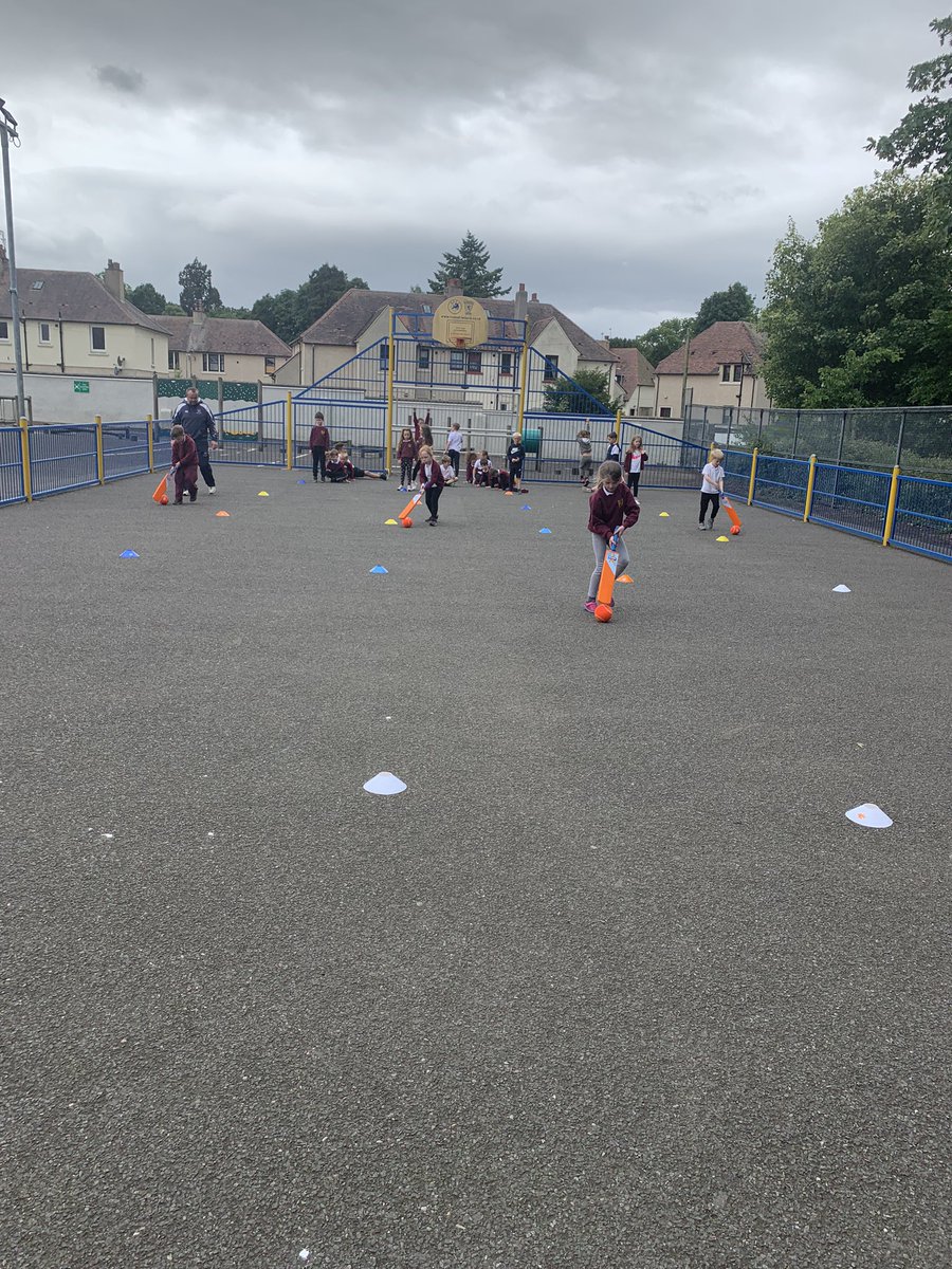MissJThomson's tweet photo. More cricket in PE today https://t.co/eMQBfiYX38