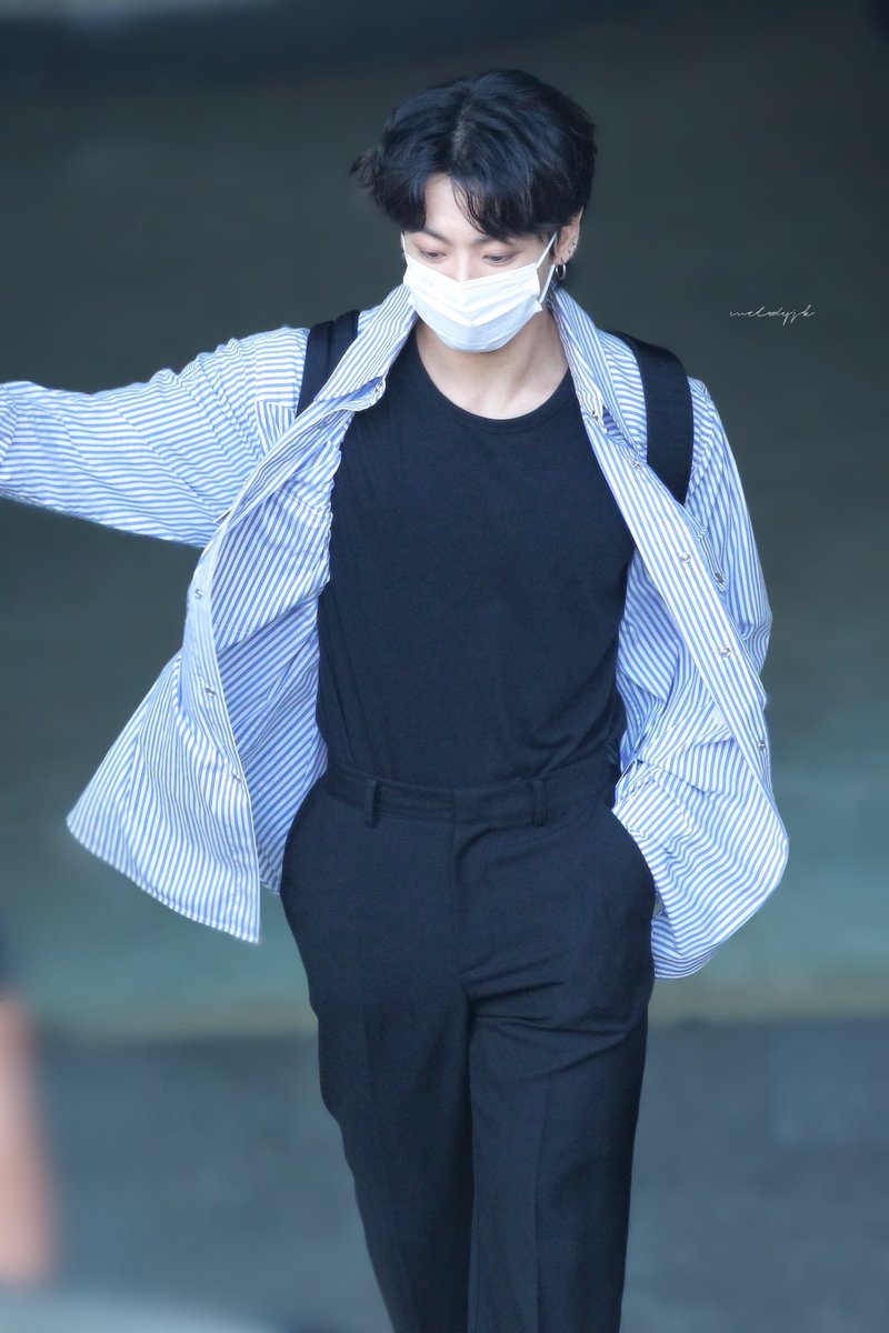 _MELODYJK's tweet photo. UPDATE 220613 🗣 슈스다 슈스.. 슈퍼스타⸝⸝ ᷇࿀ ᷆⸝⸝

#방탄소년단 #전정국 #JUNGKOOK #ジョングク #YetToCome #BTS #BTS_Proof https://t.co/WxtxANeFJi
