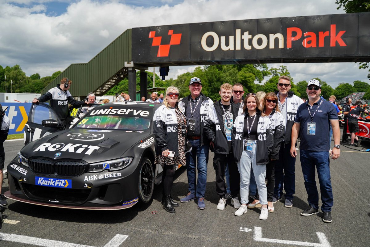 uniservegroup's tweet photo. A challenging weekend of racing for @JakeHillDriver and the @MBMotorsport_ team.  Our trackside guests still had a blast and enjoyed their VIP treatment with Jake.  https://t.co/rvln2CgEz5

#uniserve #globallogistics #mbmotorsport #rokitmb #jakehill #btcc #bmw #vip #oultonpark https://t.co/qU8heXykmd
