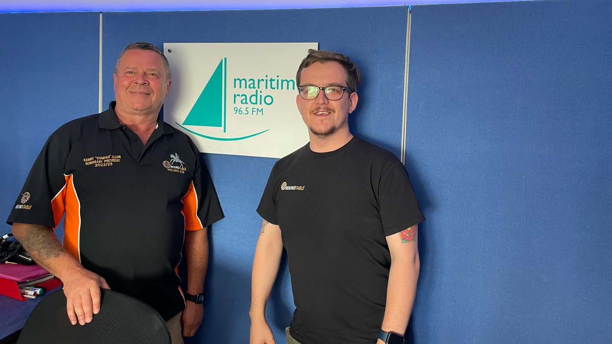 This weekend it's #BexFest at Danson Park and Kerry and Danny from Welling Round Table joined us to talk about the event which features <a href="/toploaderuk/">Toploader</a> &amp; <a href="/patsharp/">Pat Sharp</a> - find out more here:
bexleyfestival.co.uk 
<a href="/kerryallon/">Kerry Allon 🇺🇦</a> <a href="/DannyHackett/">Danny</a> @welling503