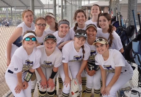 So proud of these @iowa_gold ladies. Played in 21 games over the last three weekends, with this past weekend alone playing 6 games in 24 hours.  Getting a real softball experience, and earning this weekend off to rest and recharge! <a href="/IowaGoldFP/">Jason</a>