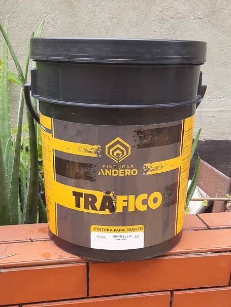 andero_c's tweet photo. Disponible Pintura de Tráfico para Brocales y Canchas amarillo y blanco en 60$ el cuñete. Descuentos al mayor. Somos tienda física en Los Chaguaramos. Contacto al 04242857899 #pinturas #trafico #construccion #tiendadepinturas #mantenimiento #caracas https://t.co/prxOwKeoA3