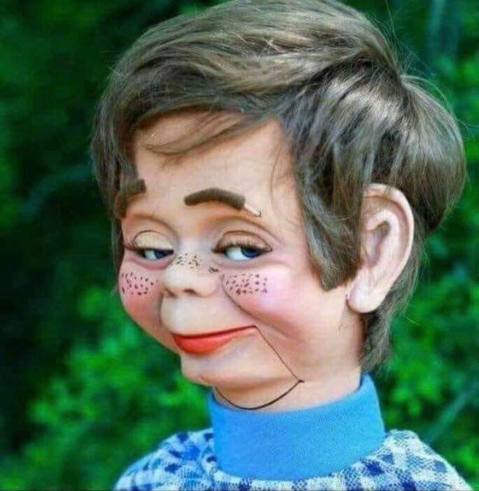 <a href="/hes_undescoverd/">Skipper</a> Gwa nyewa yoh.