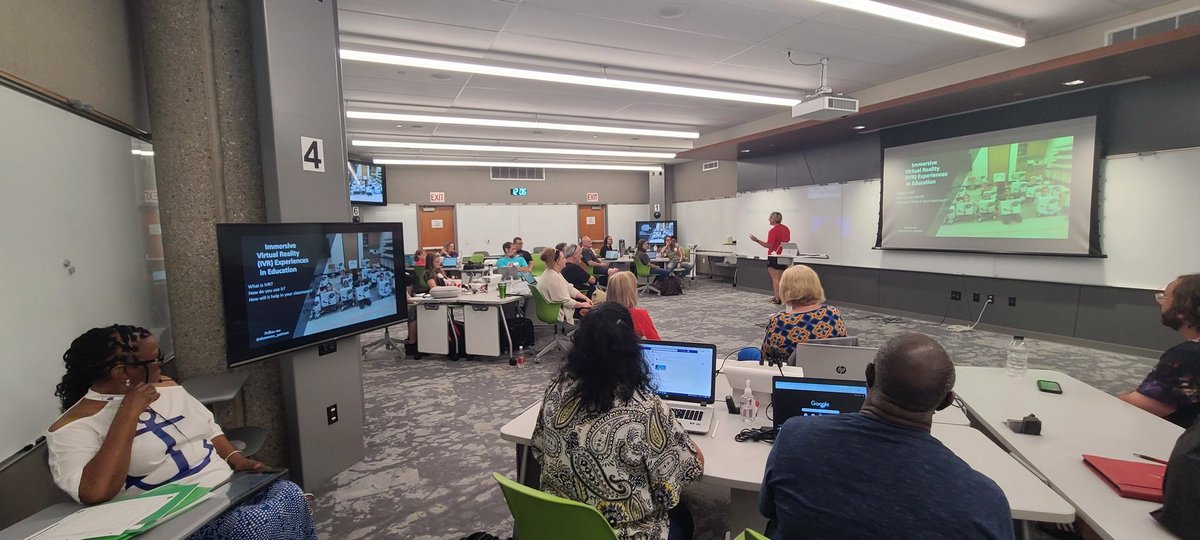 JCPS_JackBosley's tweet photo. Super excited about helping with @shannon1_putman and @nystrandcenter #VR camp!  Lots of familiar faces here today!  #JCPSDigIn https://t.co/TTzLFKyoiV