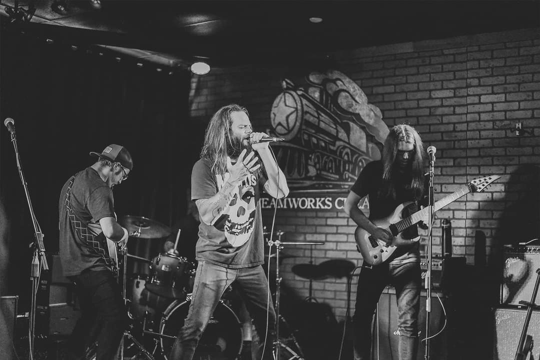 Riverratstream's tweet photo. Such a great first show for my band @Eglafband Thank you to everyone who came out to see us! Special thanks to @aszeg for making us look so good! #music #band #Entertainment https://t.co/oX3OMGDyxO