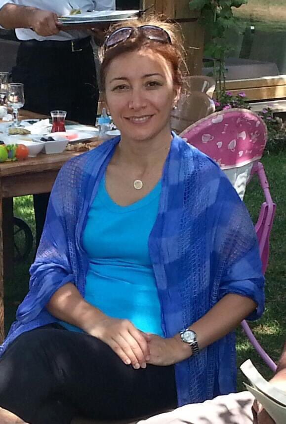 MHP Kadın Kolları eski Başkanı Prof.Dr. Şennur Şenel ebedi aleme göçmüş,çok üzüldüm..Güzel insandı..Mekanı cennet olsun inşallah..<a href="/Sennur_Senel/">Şennur Şenel</a>