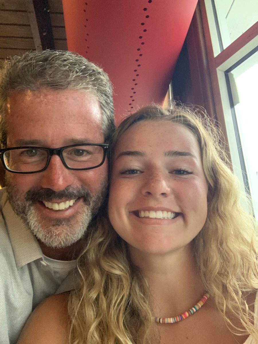 Happy 19th Birthday Audrey!  You are one of a kind and I would not ever want you to change. Have a great day. Love you😍