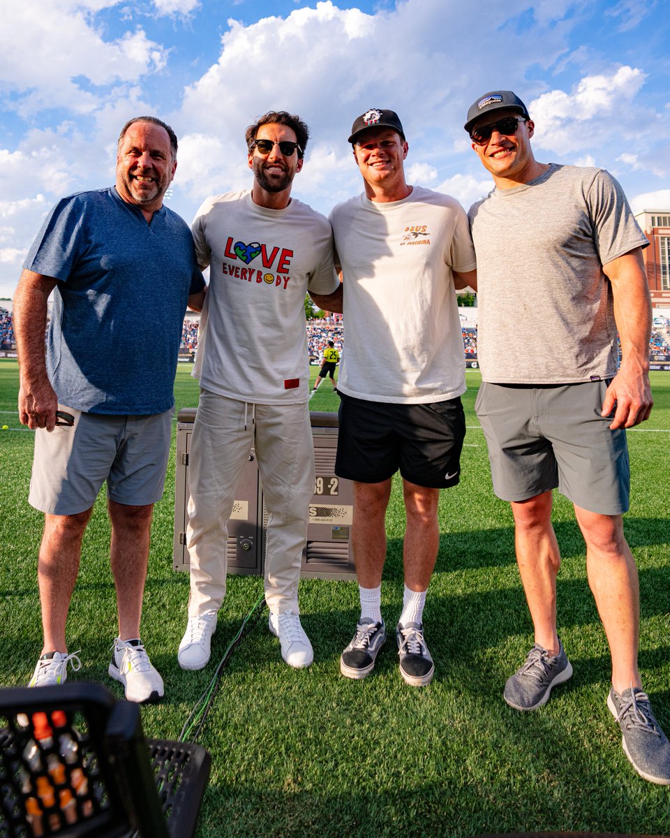 SInow's tweet image. Some familiar faces were in attendance for @PremierLacrosse in Charlotte 👀

👋 Sam Darnold, Luke Kuechly and @NDMikeBrey!