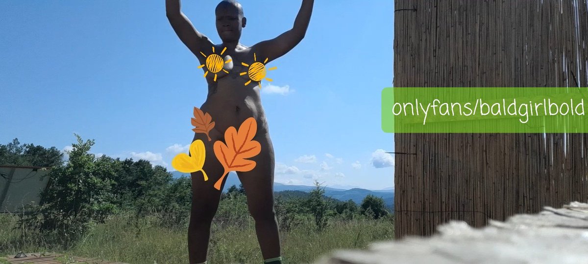 boldlipsglobal's tweet photo. #nudist #booty #outdoors #baldhead #baldwoman #exercise #nature
https://t.co/yuBamE5NaB https://t.co/txaHkx2sbt