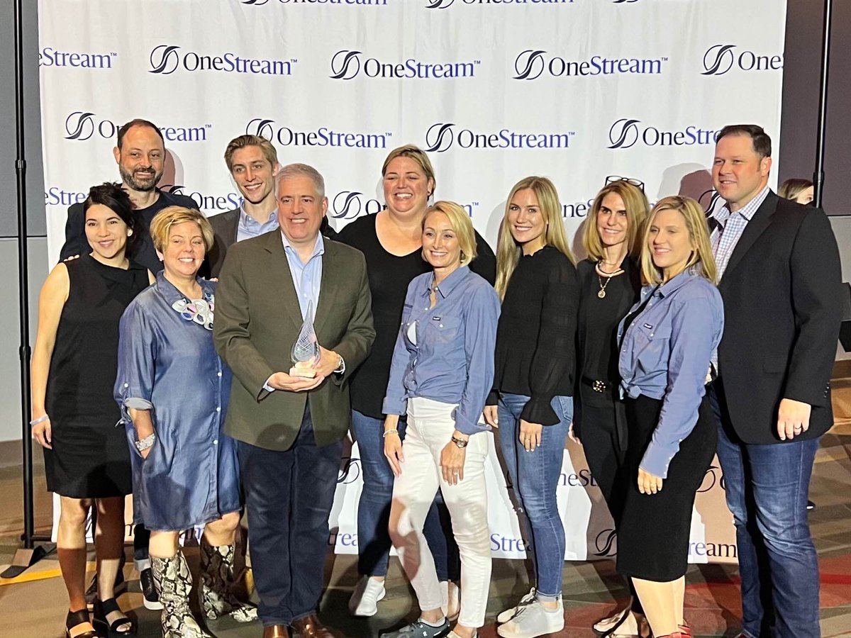 cis_io's tweet photo. Thrilled to share that @Spaulding_Ridge has received the Partner Innovation Award at #OneStreamSplash 🏆🤘 The award recognizes the innovation and expertise that allow us to carry out truly empowering digital transformation projects with @OneStream_Soft🎊https://t.co/UeQHKHl9cW https://t.co/0z24dmlBmD