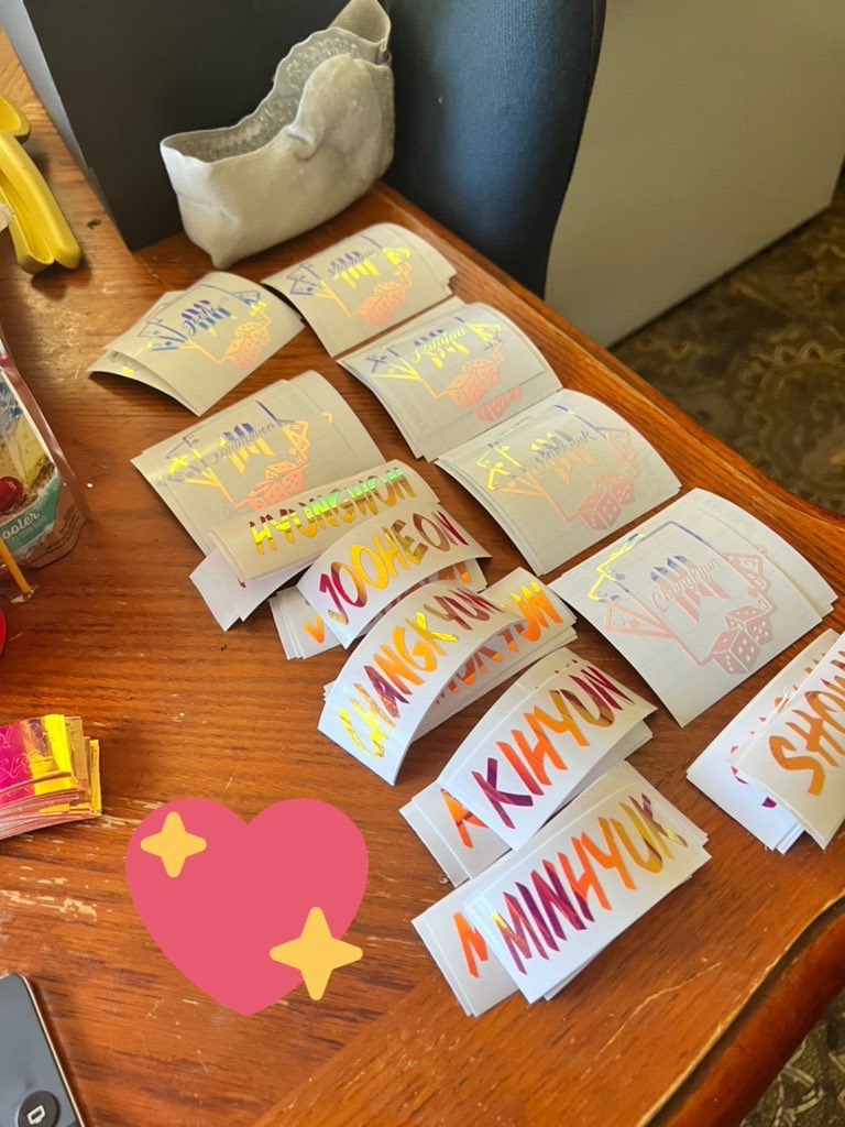 ReptarGoes_MOW's tweet photo. β¨FINAL COUNT ON LEFTOVER DECALS FROM LA A THREADβ¨
This will be the thread that has all my left over decals from saturdays concert! Once again the gambler decals are $5 and the handle name decals are $2. Shipping $1 stamped mail.
#MONSTAXUSTOUR #NoLimitTour #monstaxLA https://t.co/gRH7DsxXqf