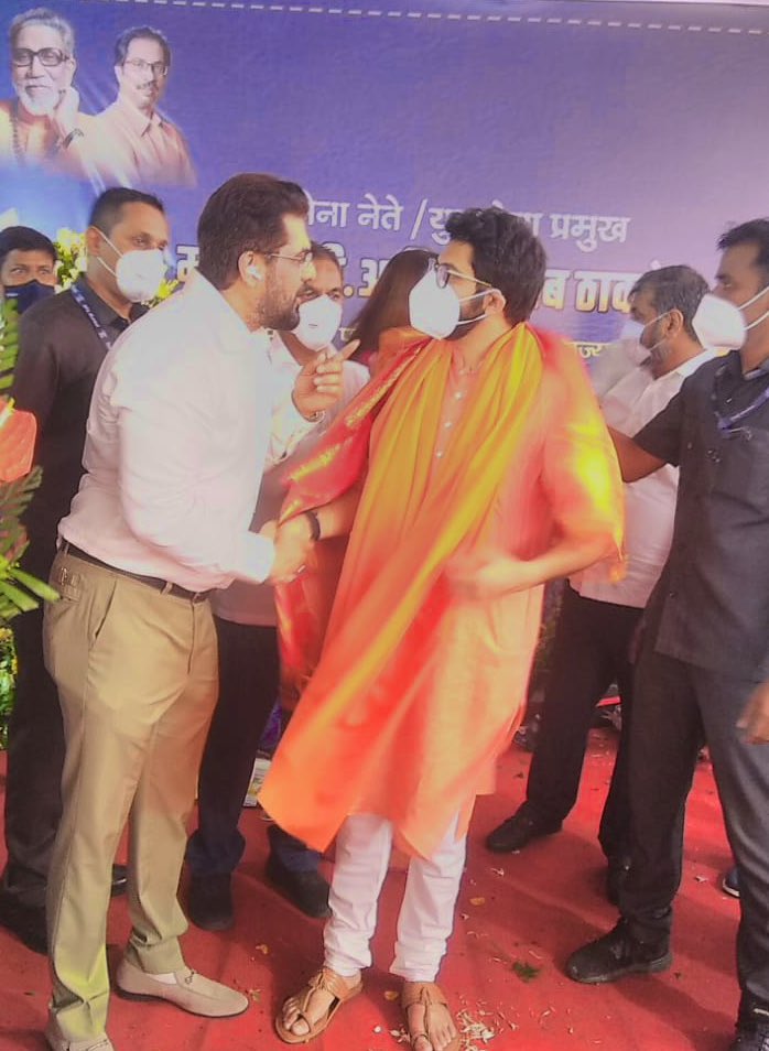 SKSupariwala's tweet photo. शिवसेना नेते,युवासेना प्रमुख,राज्याचे पर्यावरण व प्रर्यटन,राजशिष्टाचार मंत्री मा.श्री.आदित्यसाहेब ठाकरे यांना आज वाढदिवसा निमित्त शुभेच्छा दिल्या  @ShivSena @AUThackeray https://t.co/TdMOACssEB