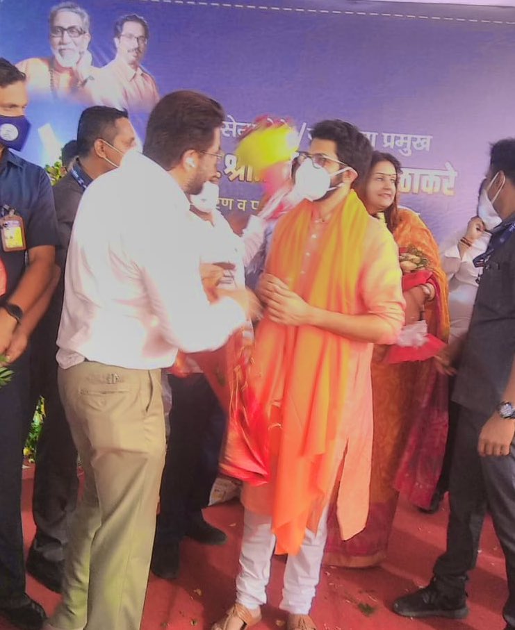 SKSupariwala's tweet photo. शिवसेना नेते,युवासेना प्रमुख,राज्याचे पर्यावरण व प्रर्यटन,राजशिष्टाचार मंत्री मा.श्री.आदित्यसाहेब ठाकरे यांना आज वाढदिवसा निमित्त शुभेच्छा दिल्या  @ShivSena @AUThackeray https://t.co/TdMOACssEB