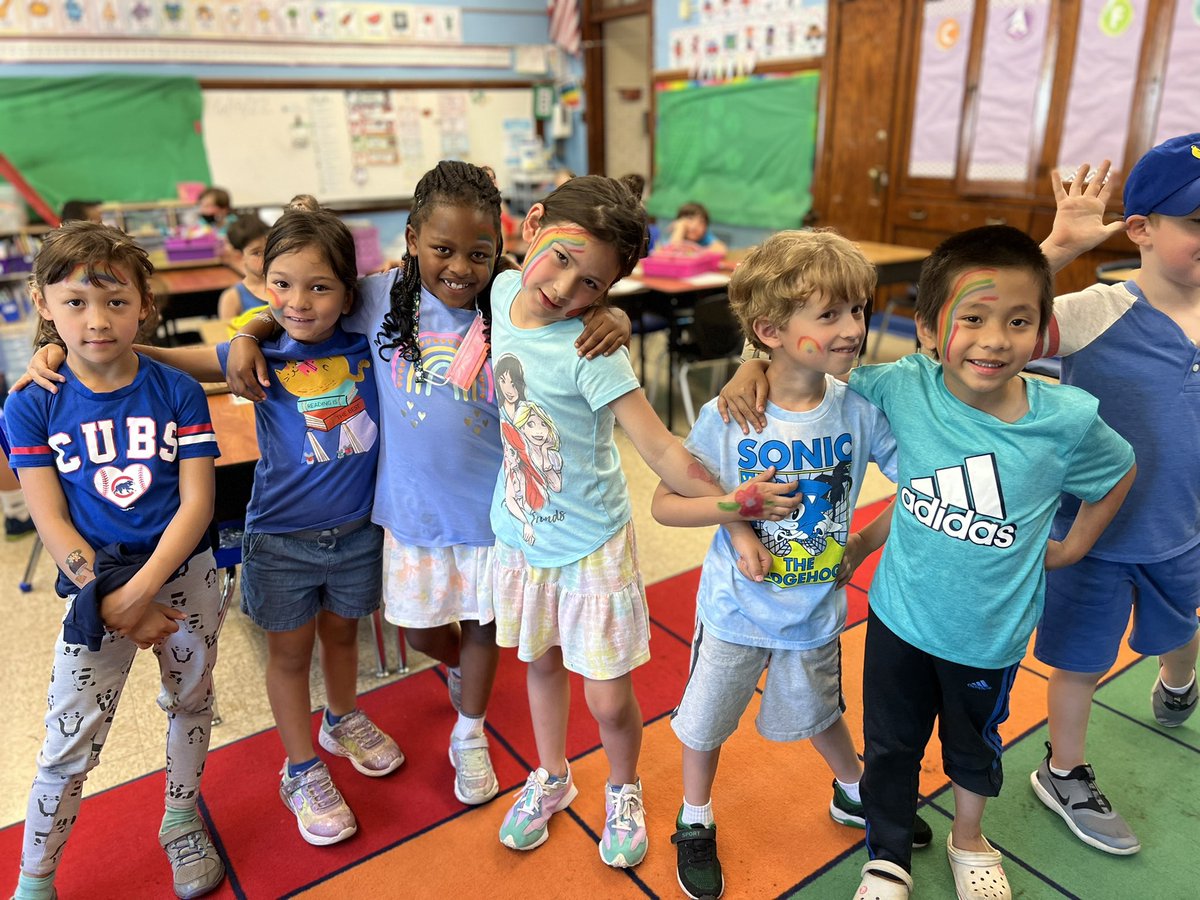 MrsGaughan103's tweet photo. Field day fun!@SauganashCPS https://t.co/x70UeprD4o