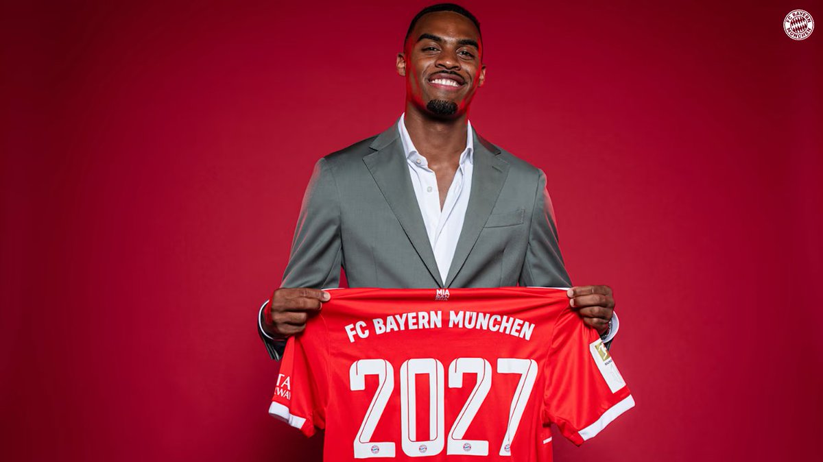 BayernPortal's tweet photo. 📸 @FCBayern #ServusRyan #RG2027 https://t.co/BWmjz6AloG