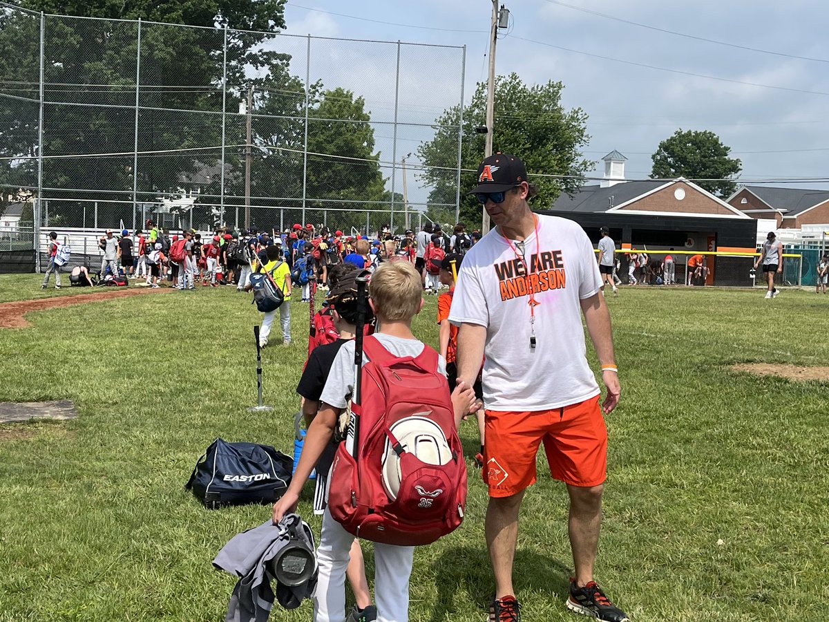 AHSRaptorsBase's tweet image. Awesome 1st Day of our Youth Baseball Camp! Thankful for our Over 165 Campers that will be spending the week with us, it is going to be a great week! #FutureRaptors