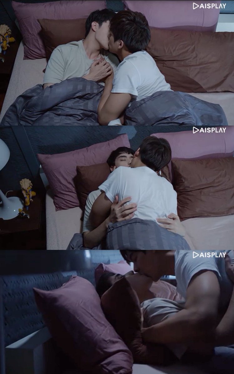 Athenea_Lopez's tweet photo. I AM HAVING A HEART ATACK! 

#ทริอาชTheseriesEp9 https://t.co/pHDI4gtrtg
