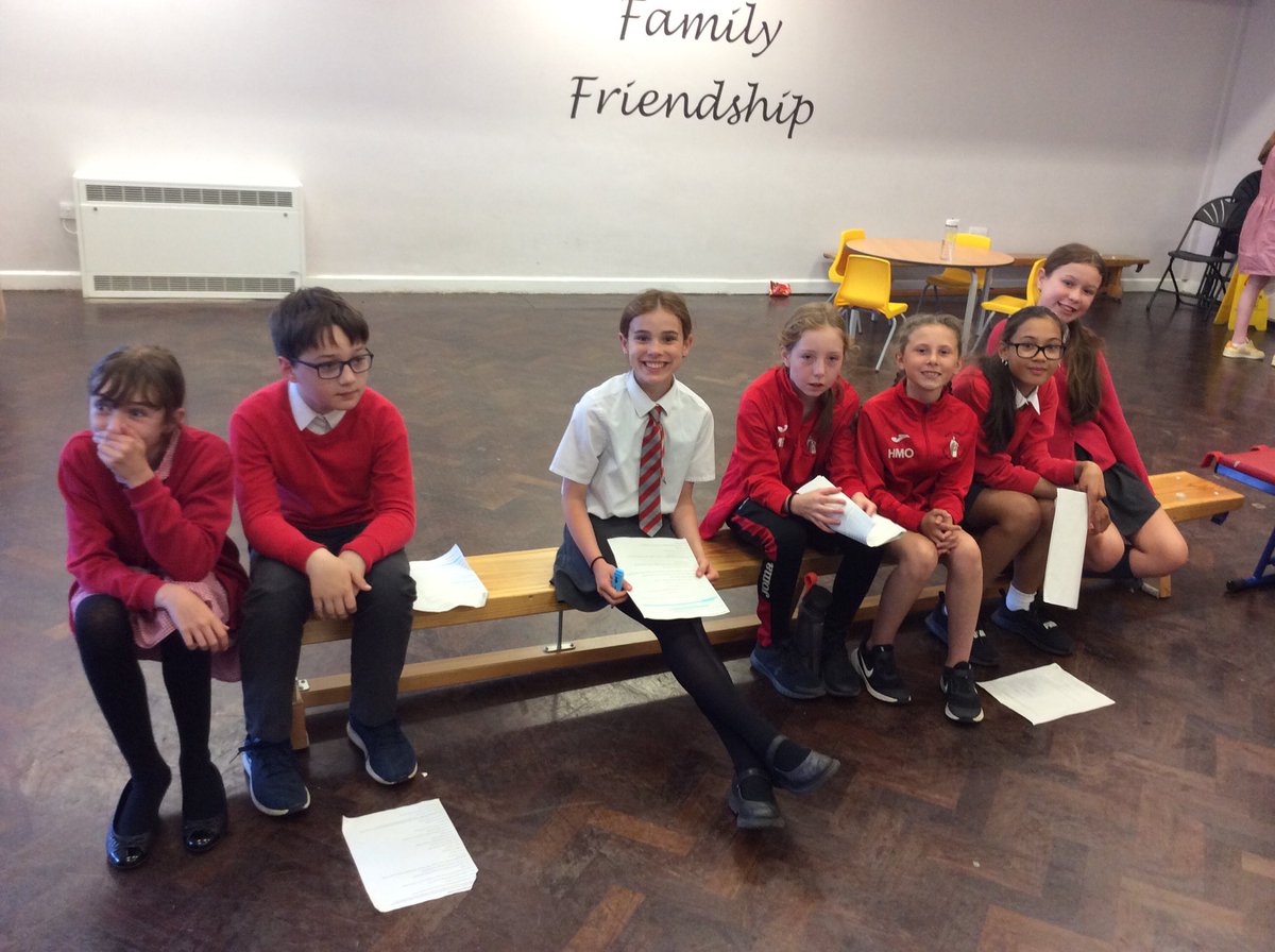HolyFamilyYear6 tweet media