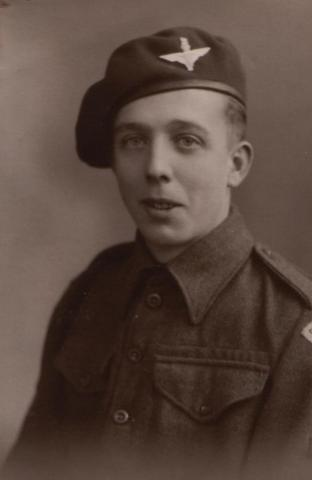 6thairborne's tweet photo. Pte. Frederick Auty, 12th (Yorkshire) Parachute Battalion Died of Wounds 13th June 1944 remembered on Bayeux Memorial DOW
#DDAY78 #OpTonga https://t.co/foDGUGruqn