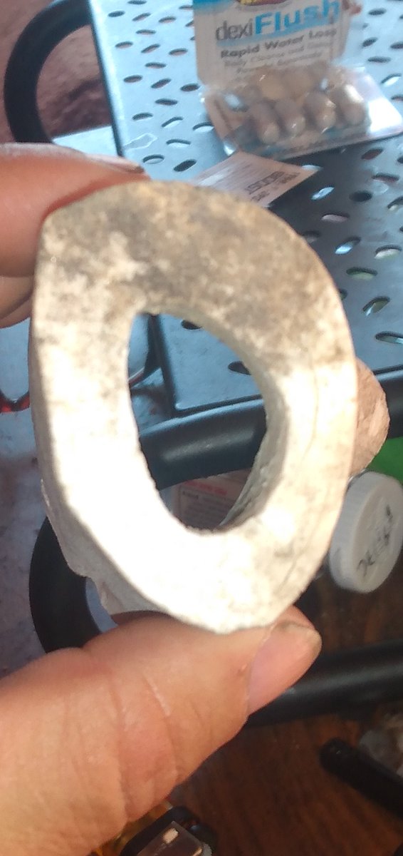 Heyoka27's tweet photo. #UTECOUNTYRY ARTIFACT FOUND A PIECE OF FOSSILIZED WOOD CURVE TO LOOK LIKE A LEG BONE.  TELEPATHY INDIAN CLAIM IT'$ THE UTE LEADERSHIP TOTEM.  TIME TO PLAY #THEGAME. https://t.co/yNEOHOu1fR