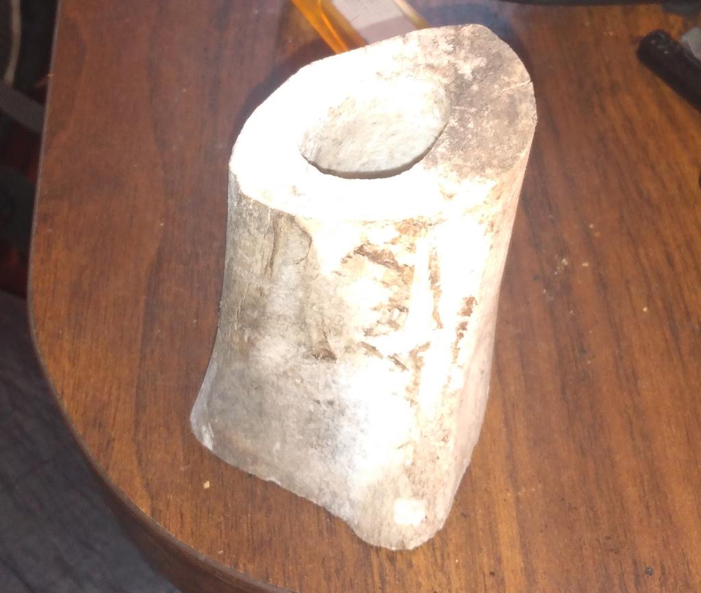 Heyoka27's tweet photo. #UTECOUNTYRY ARTIFACT FOUND A PIECE OF FOSSILIZED WOOD CURVE TO LOOK LIKE A LEG BONE.  TELEPATHY INDIAN CLAIM IT'$ THE UTE LEADERSHIP TOTEM.  TIME TO PLAY #THEGAME. https://t.co/yNEOHOu1fR
