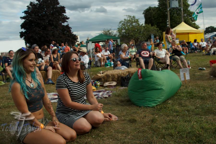 StRichardsHosp's tweet photo. #WooFest is back in the festival field this year from Fri, 1 to Sat 2 July! 🎉⛺🎶
Sponsored by The Butcheress, Lowes Garage, Evans Halshaw KIA and Smiths News. Supported by Hallmark Whatley Hulme and Diamond Kitchens 💙
Book here ➡️ https://t.co/JTTS09wLWs #WorcestershireHour https://t.co/Jk7d8AWnf4