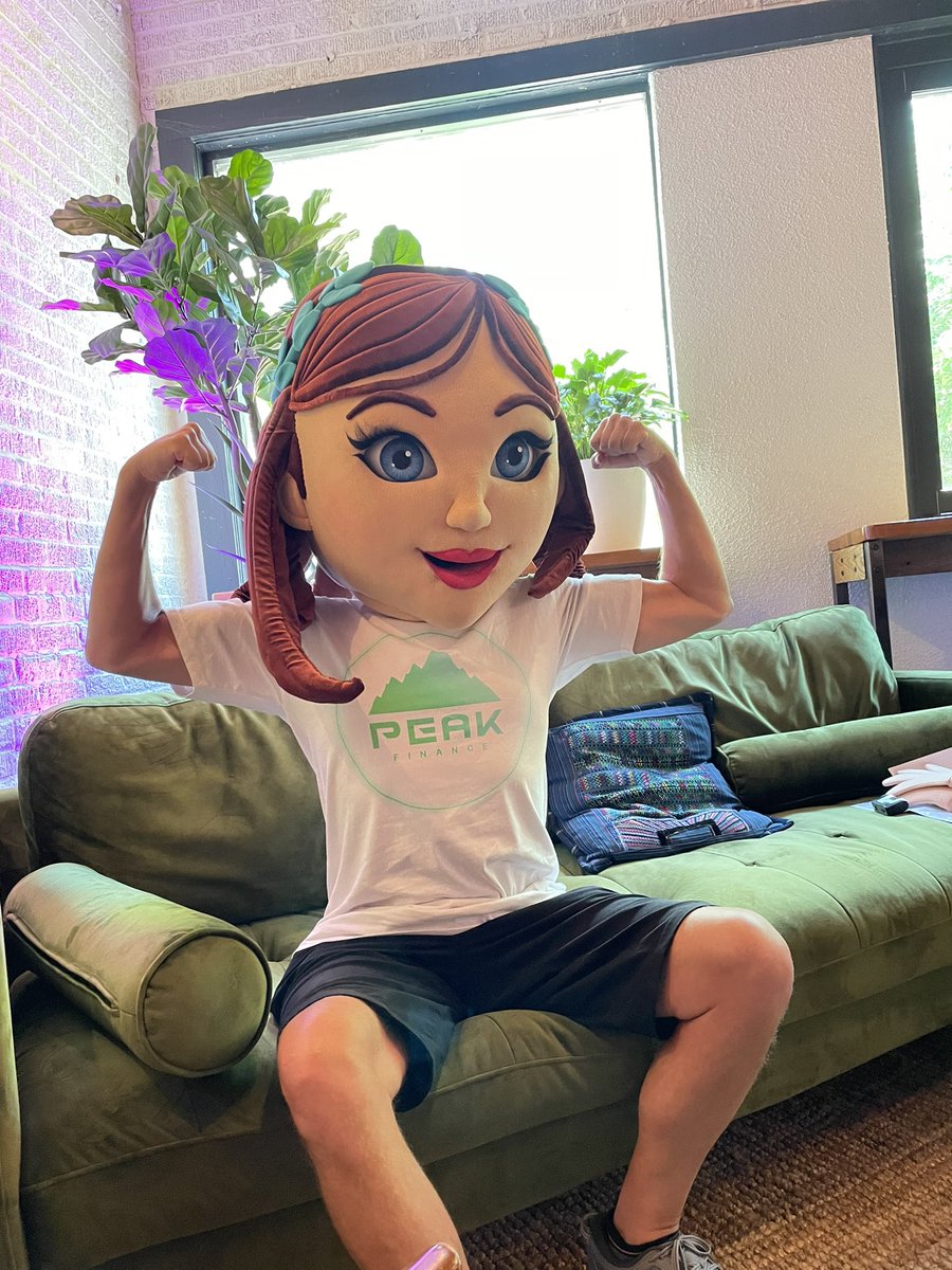 AdrianStarr108's tweet photo. I was the first ever in the world to wear #METISHead at @DaoHouse rocking @PeakFinance_DAO @MetisDAO as we all know $METIS ❤️ $PEAK @MetisFest https://t.co/ZZ8yqAOOsp