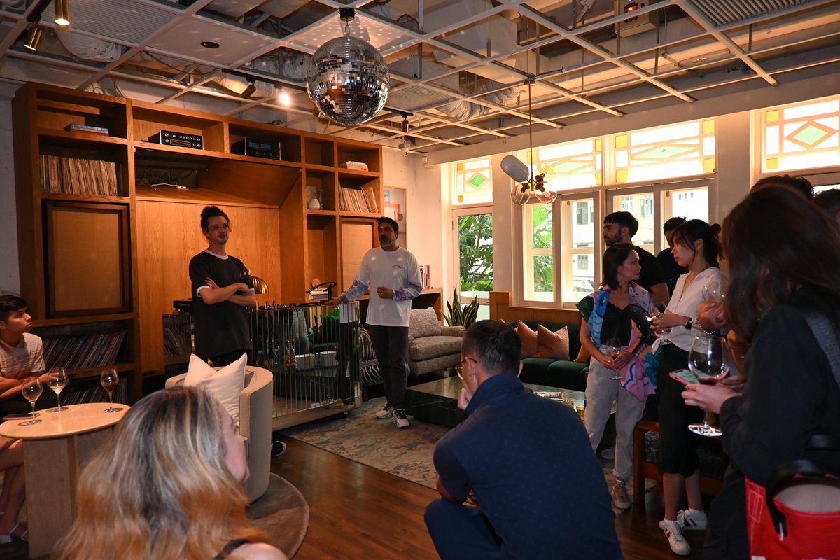 Great AMA with <a href="/dave_fools/">Dave Court</a> for Mandala Club. Part of 2049 Forma Futura.