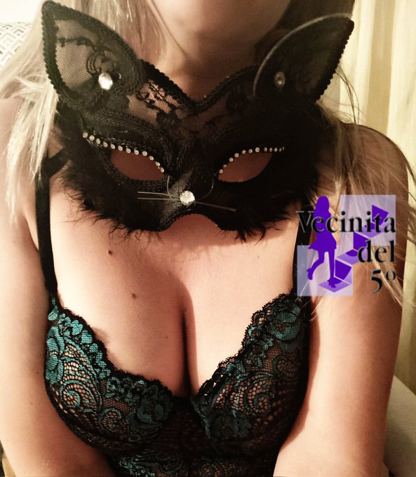 Hoy estoy modo gatita, 🐈⏱️🎥📞 Ummm escribir por DM o a mi Telegram vecinita delquinto https://t.co/Nz