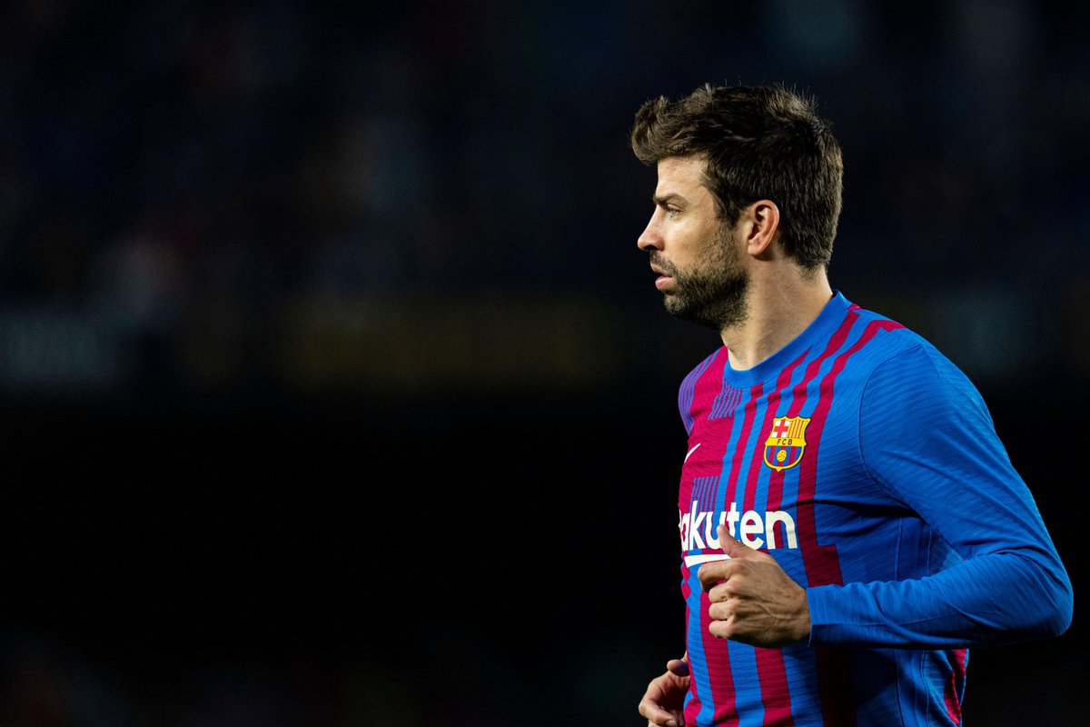 sportbible's tweet photo. 🚨 Gerard Pique has allegedly been told he is no longer needed at Barcelona due to his 'unprofessional conduct' https://t.co/1CM3Ld3acO