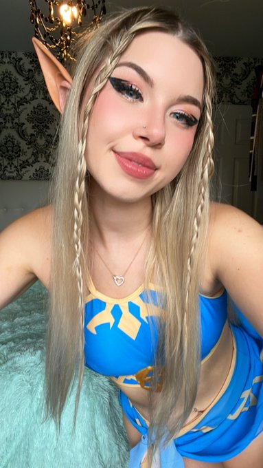 TW Pornstars - Dessyy. The most retweeted pictures and videos for all