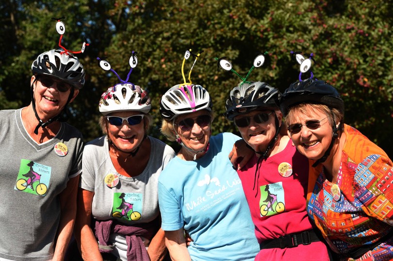 STPClassic's tweet photo. Registration for the Saint Paul Classic Bike Tour is OPEN! Join us on September 11 and bike the scenic and historic Saint Paul Grand Round. Don't miss tasty treats, beautiful views, and live music: https://t.co/LuWTM7SATm https://t.co/G3aH7mpPW0