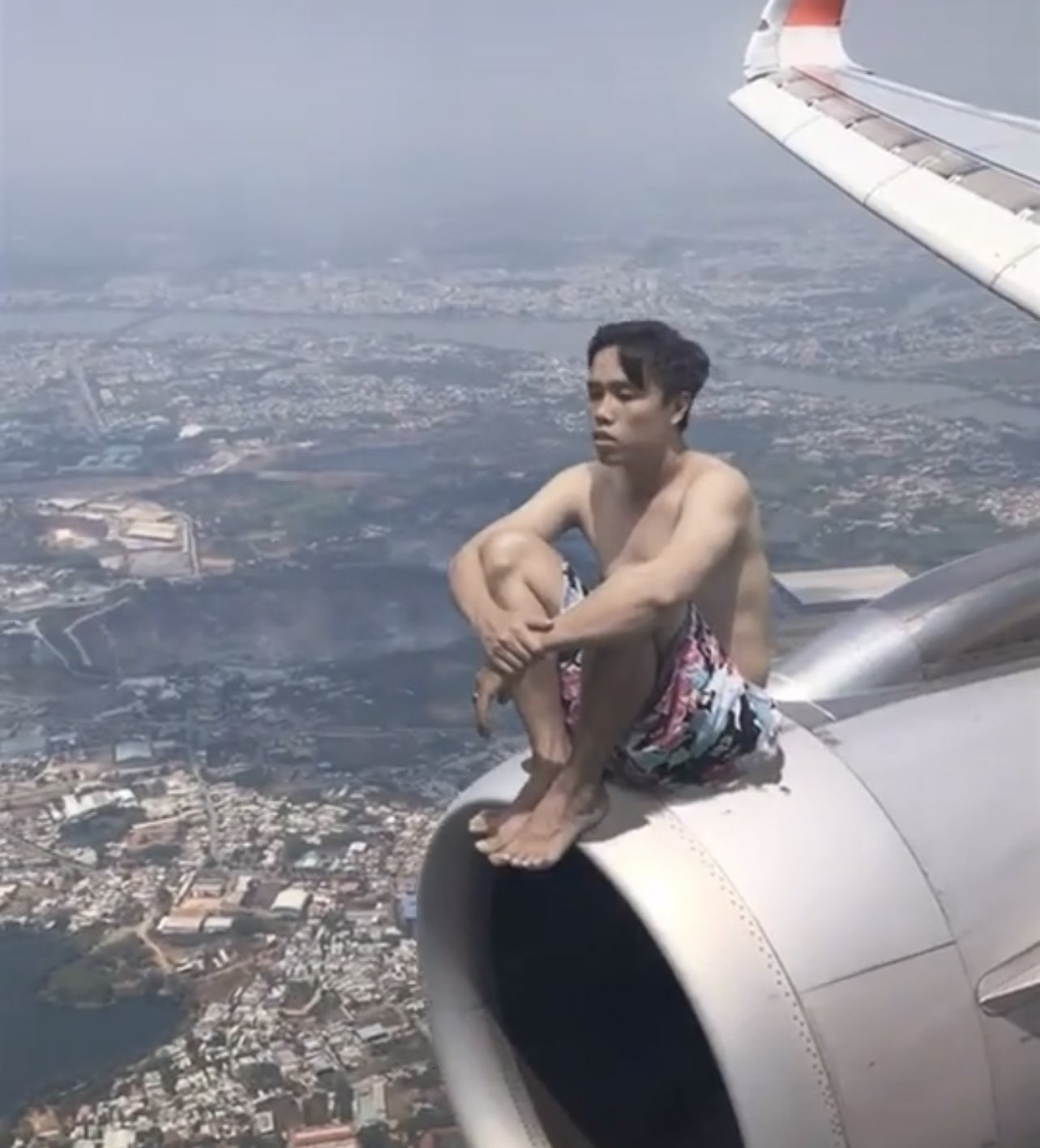 Tank.Sinatra on Twitter "When you book a flight using Bing https//t