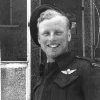 6thairborne's tweet photo. Pte. Lorne Sauder, 1st Canadian Parachute Battalion KIA 13th June 1944 buried Ranville War Cemetery
#DDAY78 #OpTonga https://t.co/EWysTs3mFx