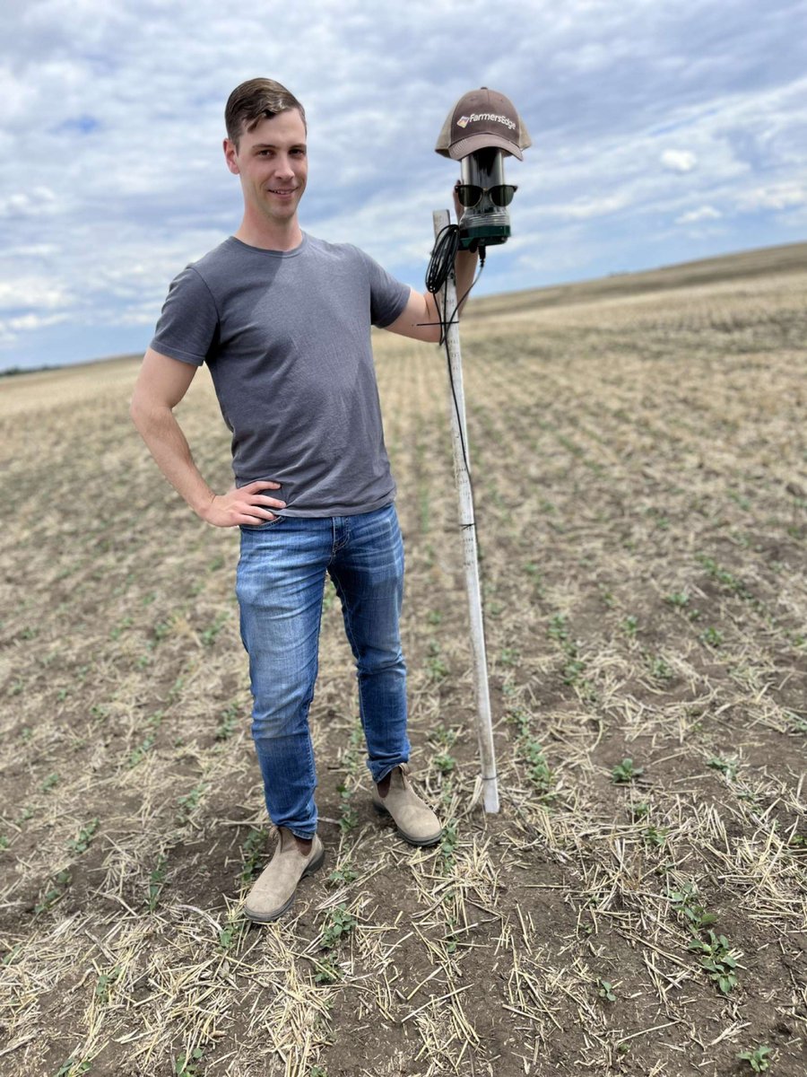 Moisture probe Mike &amp; Erik are all set up for the big #storm heading for #Saskatchewan this week. -EC/TM