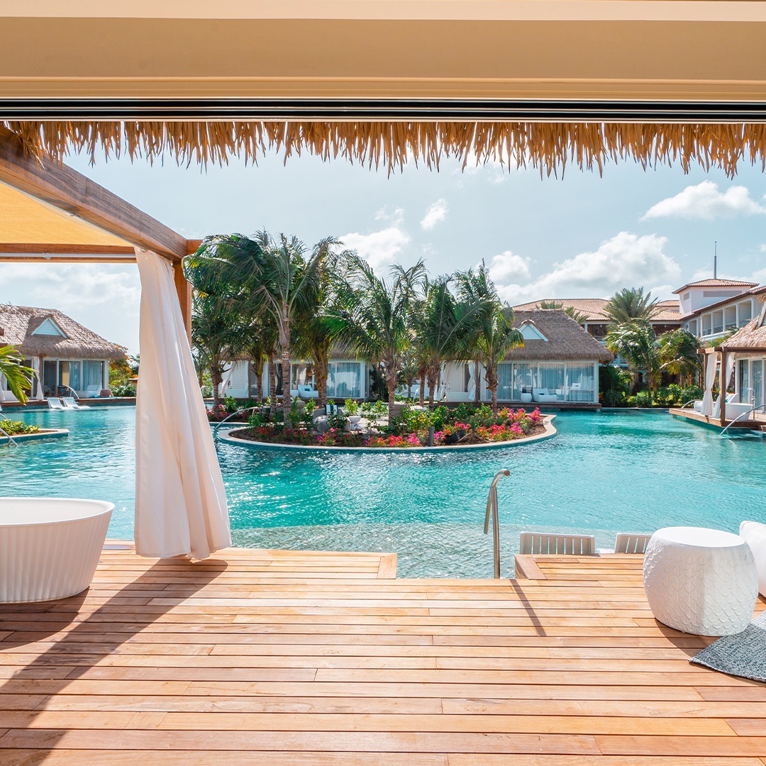 Adam Stewart on Twitter: The design and innovation of the Kurason Island  Poolside Butler Bungalows at #SandalsRoyalCuraçao are second to none. Drop  a '🔥' if you agree. #Curaçao #SandalsResorts #SandalsRoyalCuracao  https://t.co/TcrdltZo6m /