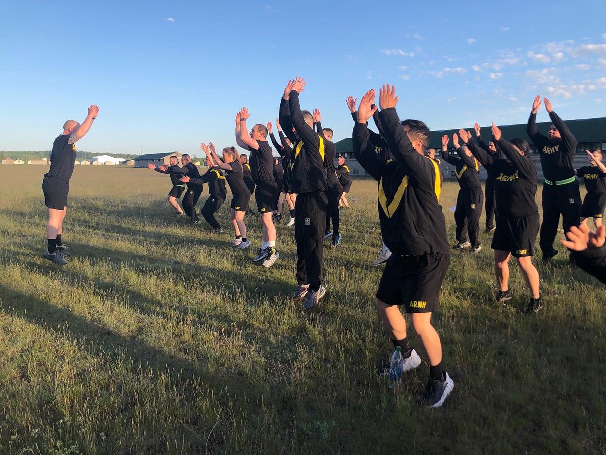 407thB's tweet image. In June, we partnered with a #DrillSergeant unit to facilitate our #ACFT to ensure our Soldiers had an abundance of excellent trainers and NCOs. 

Many thanks for their support. #resultsthroughteamwork with 75+ soldiers conducting another diagnostic ACFT. #civilaffairs