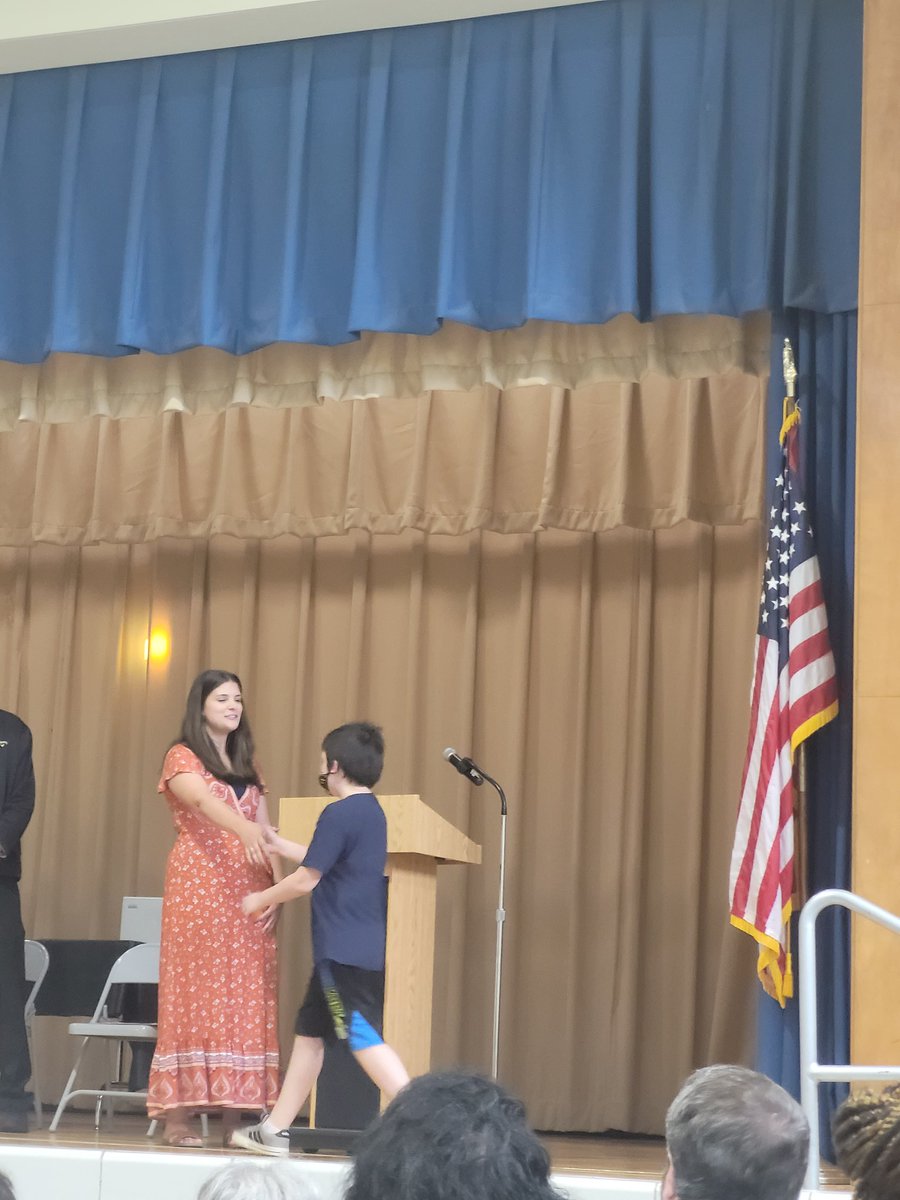 MustangArt_TCS's tweet image. Congratulations @CromwellValleyE 5th graders!! #proudbonusmom #farewellseason #nextlevelloading👨‍🎓