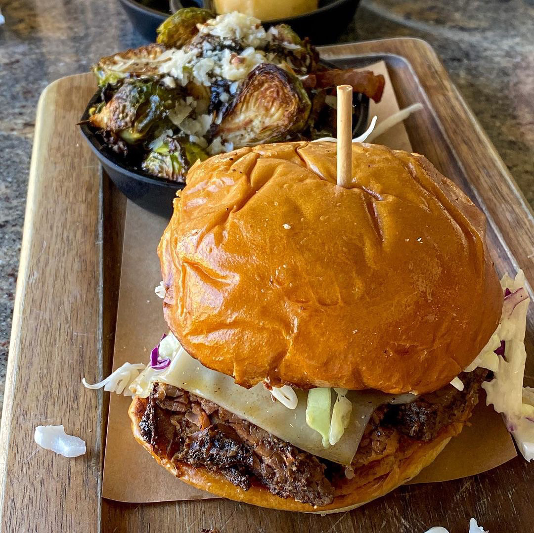 WoodRanch's tweet photo. โFavorite local spotโ you say, @ socalfoodlovers? We can get behind that! ๐
Thanks for sharing this with us! Comment below when your next WR experience will be! โฌ๏ธโฌ๏ธ
#woodranch #family #familyandfriends #tagus #bbqfood #bbqmood #bbq #bestbbq #vcc #repost #customerrepost https://t.co/Cn6MaHB8G3