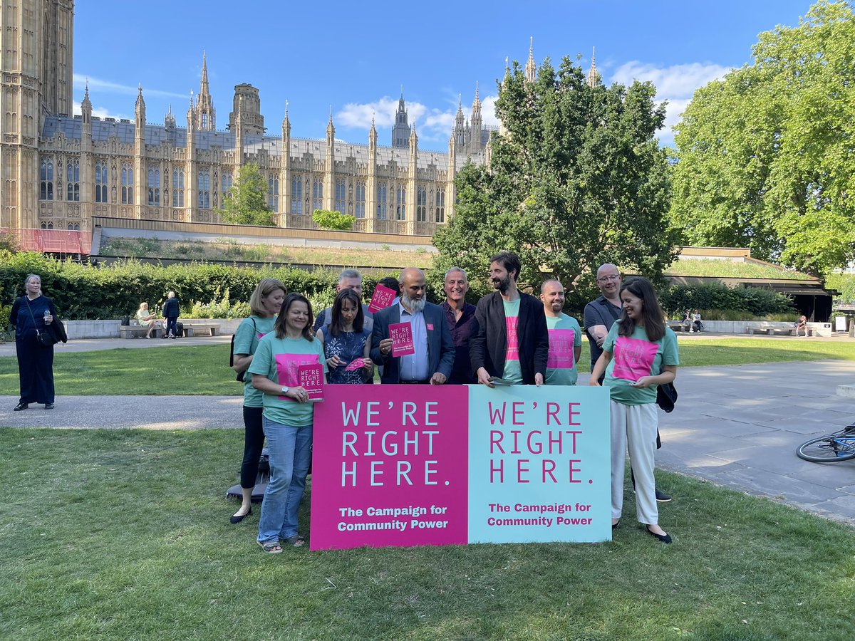 olliehart7's tweet photo. The leaders of #communitypower @right_hereUK campaign. What strikes me is how common are the stories of local people and organisations ready to contribute to mutual aid and positive action. legal enablers will help this grow further. @HeeleyTrust @heeleyplus https://t.co/vVdxfAhx4F