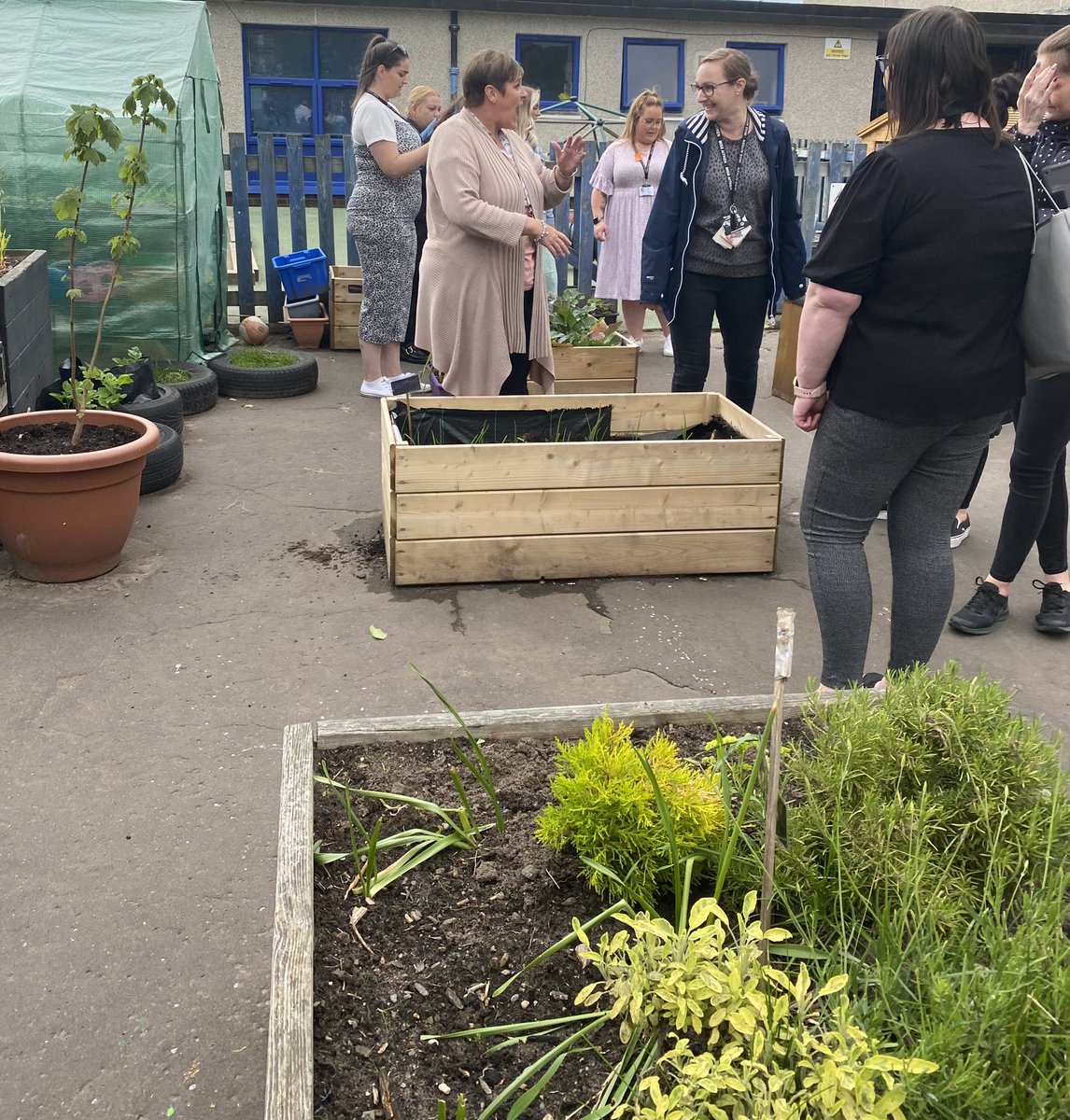 DonnaGreenx's tweet photo. A fabulous โOpen Doorsโ session today @EasterCarmuirs ELC. It was wonderful for everyone to share face to face.. such a buzz ๐
Thank you to the terrific team for sharing & the passionate practitioners for visiting. ๐
#LearningTogether https://t.co/jRDZ1Evsg5